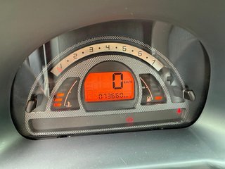 ¡SOLO 74km! Citroen C2 VTR