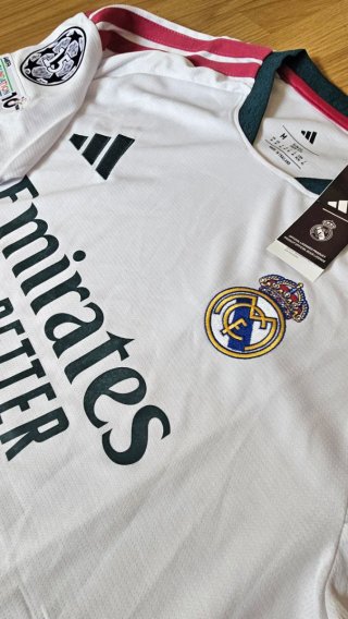 Camiseta Real Madrid Talla L 26/27