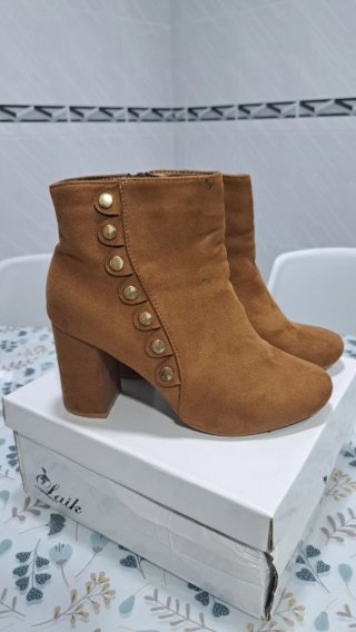 Botines marrones 38