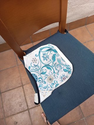 Riñoneras de tela con estampado