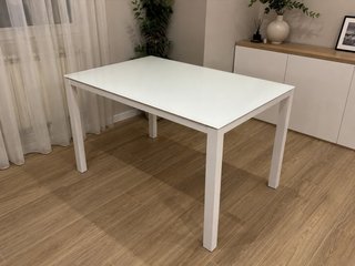 Mesa de comedor cristal 140x90