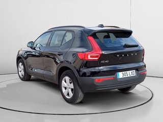 Volvo XC40 T2 Essential Auto 95 kW (129 CV)