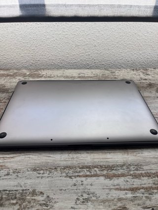 MacBook Pro A1990 Grigio Siderale per RICAMBI