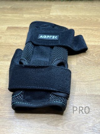 Muñequera Tendinitis Muñeca con 3 Férulas AGPTEK
