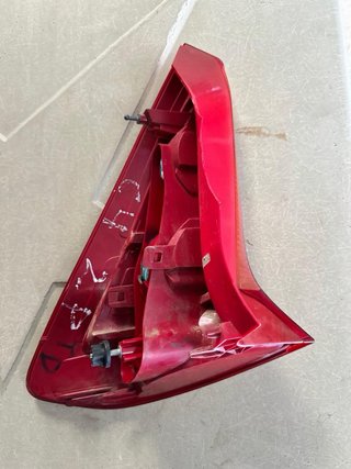 Pilotos Traseros C4 Coupe