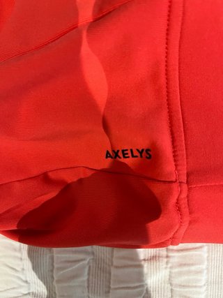 Falda deportiva roja