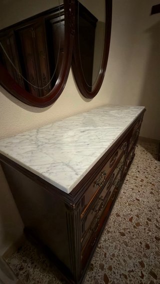 Aparador madera maciza encimera mármol