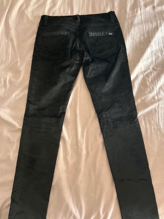 Pantalones de pana negros Mango