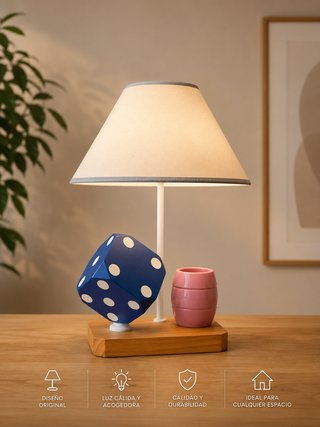 Lámpara de mesa diseño "Dado y portalápices".