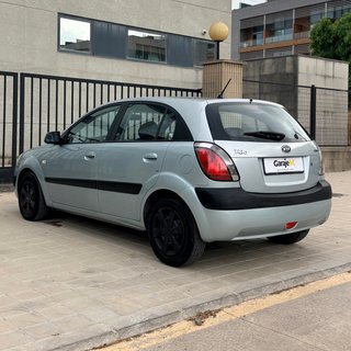 KIA Rio 2005 Diesel / 1 solo propietari / itv 2027