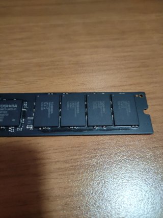SSD Toshiba THNSNS128GMFP 128GB x Macbook A1466