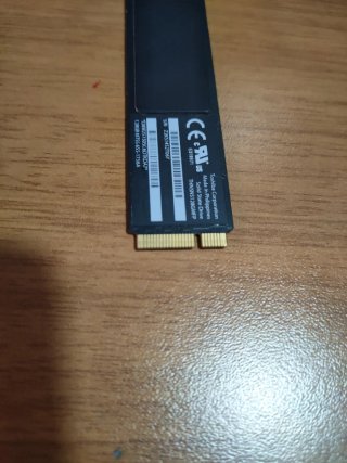 SSD Toshiba THNSNS128GMFP 128GB x Macbook A1466