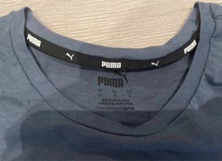 Camiseta Puma Azul con Logo Rayado