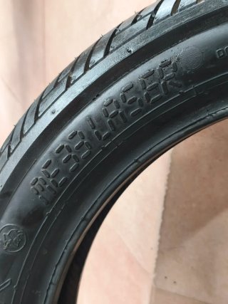 Neumático 110/90- V16 Metzeler