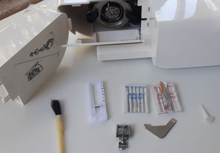 Máquina de coser IKEA SY E1001 blanca
