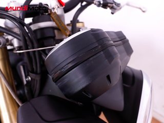 TRIUMPH STREET TRIPLE 675