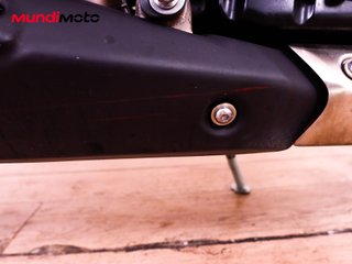 TRIUMPH STREET TRIPLE 675