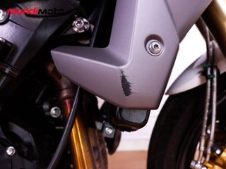 TRIUMPH STREET TRIPLE 675