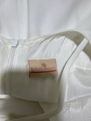 Traje blanco: Vestido y Blusa