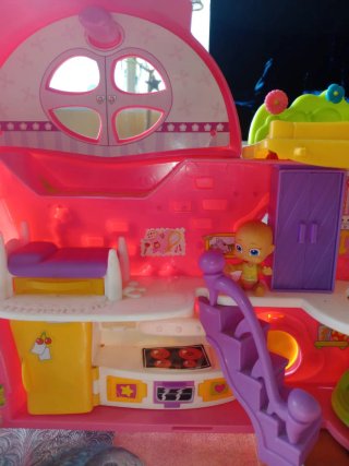 Casita Pin y Pon con 35 piezas