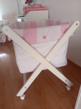 Minicuna plegable con ruedas + colchón