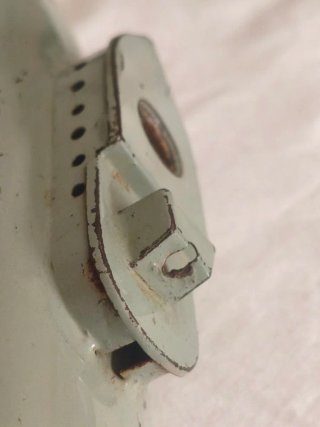 Submarino de juguete antiguo
