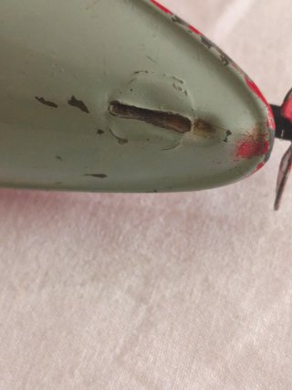 Submarino de juguete antiguo