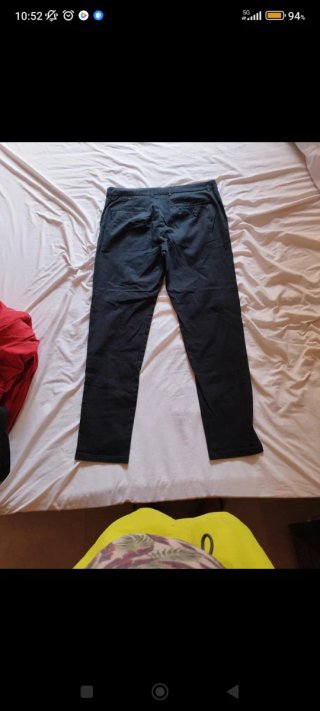 Pantalón chino hombre negro