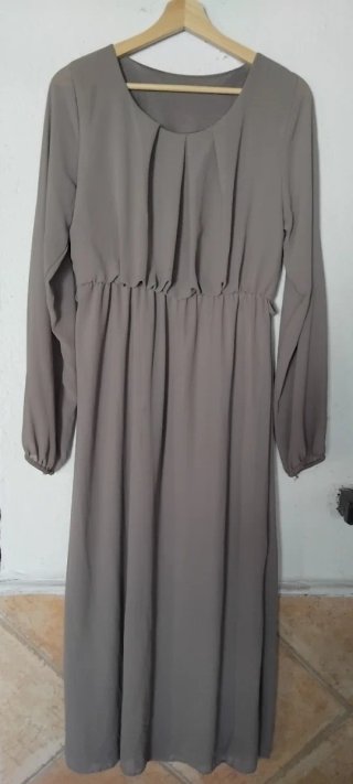 Vestido largo gris