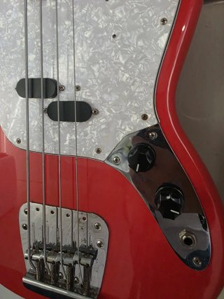 Bajo Fender Mustang Bass Rojo
