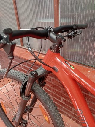 Bicicleta Cannondale Roja Casi Nueva