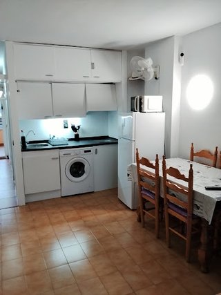 ALQUILER APARTAMENTO EN ROSES GIRONA