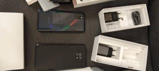 Lote Samsung Galaxy A31 Negro y xiaomi.