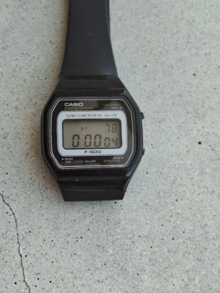 Casio F-500.