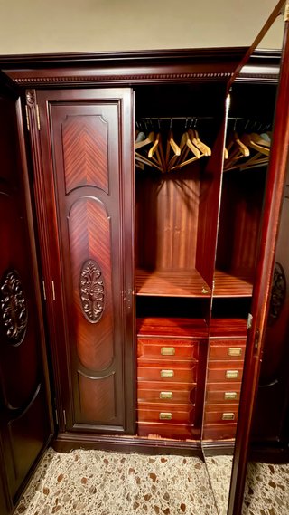 Armario clásico 6 puertas madera