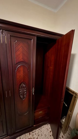 Armario clásico 6 puertas madera