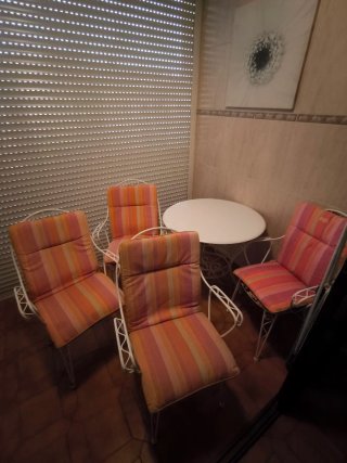 Conjunto mesa y 4 sillas terraza