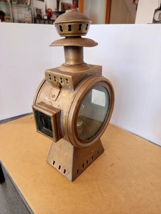 Antiguo farol carruaje latón
