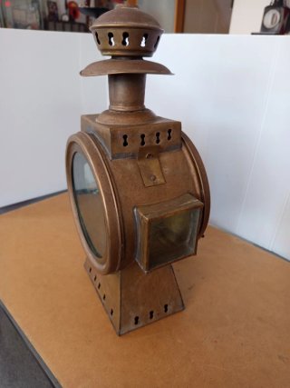 Antiguo farol carruaje latón