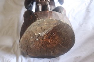 Tambor africano tallado a mano