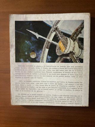 2001. Una odisea espacial de Arthur C. Clarke.