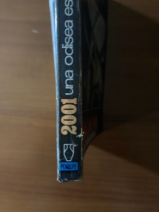 2001. Una odisea espacial de Arthur C. Clarke.