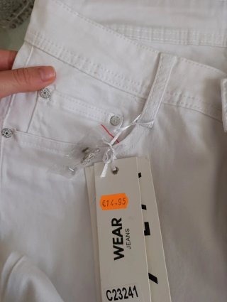Pantalón Talla 42, da menos, SIN ESTRENAR
