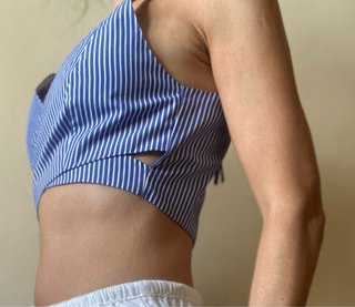 Top rayas azul y blanco Stradivarius Talla M