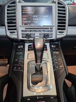 Porsche Cayenne 2012