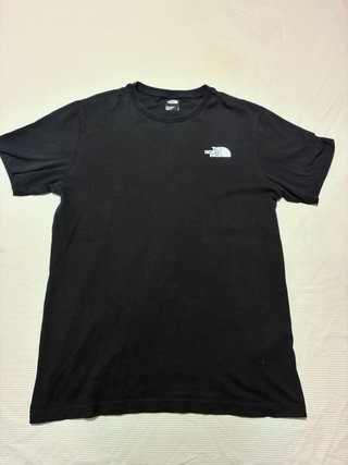 Camiseta The North Face Negra Roja