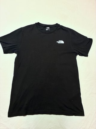 Camiseta The North Face Negra Roja