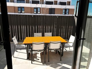 Mesa y 6 sillas de jardin