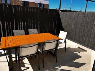 Mesa y 6 sillas de jardin