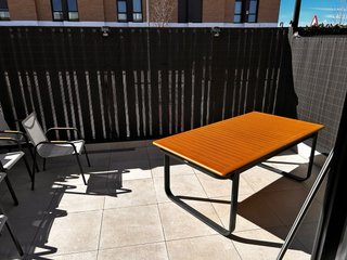Mesa y 6 sillas de jardin